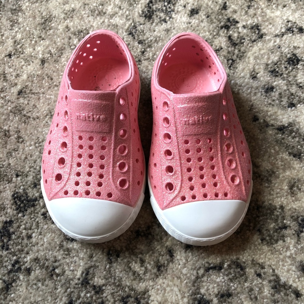Pink sparkle Natives C5